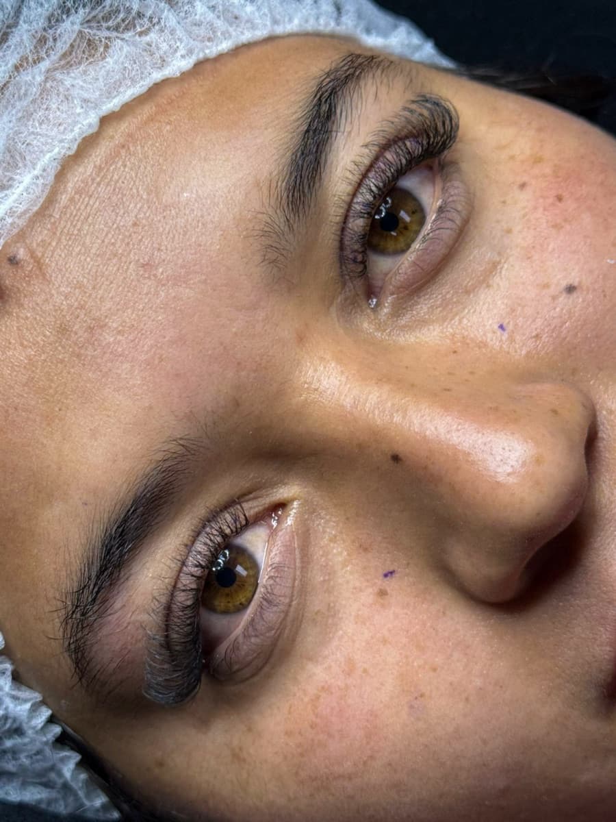 Perfilado de Cejas